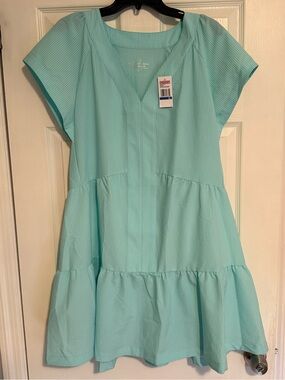 Vineyard Vines Harbor Tiered Dress in Island Paradise